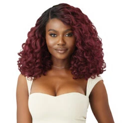 Outre Melted Hairline Kinky Soft Edges Synthetic Glueless HD Lace Front Wig - KINKYSOFT 4